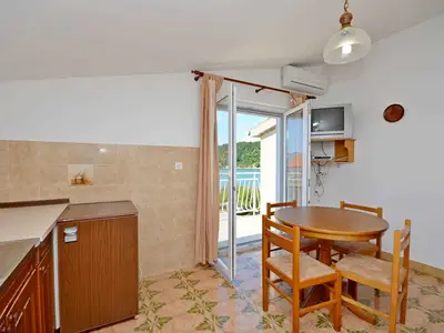Ferienwohnung für 4 Personen (40 m²) in Jadrtovac 3/10