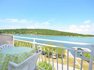 Ferienwohnung für 4 Personen (40 m²) in Jadrtovac 6/10