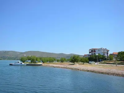 Ferienwohnung für 4 Personen (45 m²) in Jadrtovac 3/10