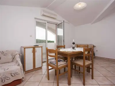 Ferienwohnung für 4 Personen (36 m²) in Jadrtovac 6/10