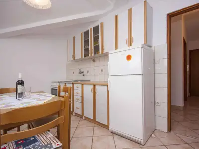 Ferienwohnung für 4 Personen (36 m²) in Jadrtovac 8/10