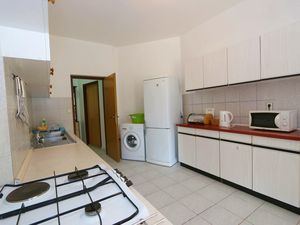 23929413-Ferienwohnung-6-Jakišnica-300x225-3