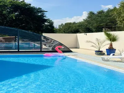 PoolOfHouse