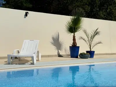 PoolOfHouse