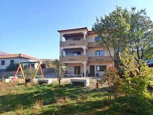 23769518-Ferienwohnung-6-Jasenice-300x225-0