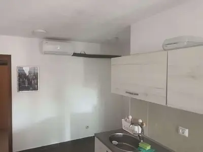 Ferienwohnung für 5 Personen in Jasenice 8/10