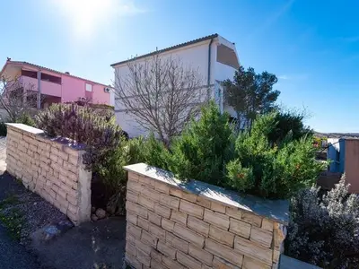 Ferienwohnung für 6 Personen in Jasenice 3/10