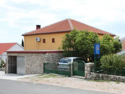 Ferienwohnung für 9 Personen in Jasenice 4/10