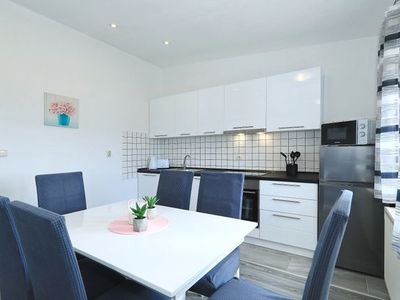 Ferienwohnung für 6 Personen (90 m²) in Jasenice 10/10