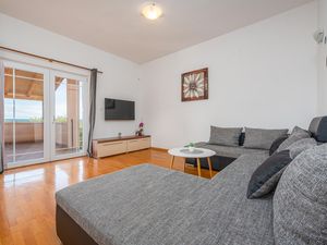 23725460-Ferienwohnung-5-Jasenice-300x225-2