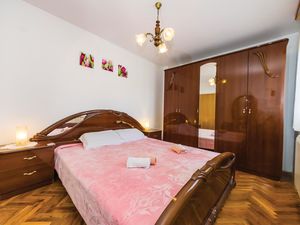 23727235-Ferienwohnung-6-Jasenice-300x225-5