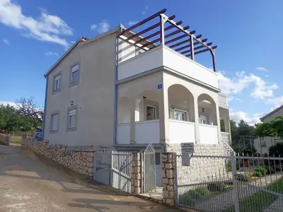 Ferienwohnung für 6 Personen (87 m²) in Maslenica 1/10