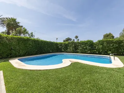 PoolOfHouse