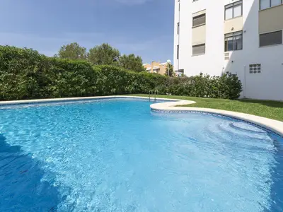 PoolOfHouse