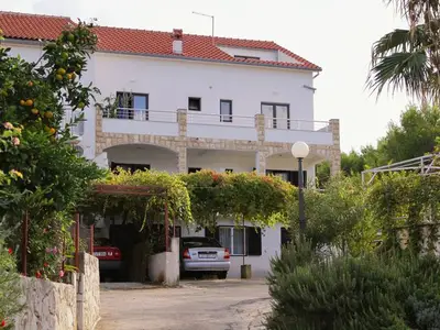 Ferienwohnung für 7 Personen in Jelsa 1/10