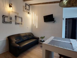 18364319-Ferienwohnung-6-Jelsa-300x225-1