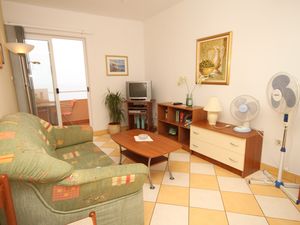 18564874-Ferienwohnung-4-Jelsa-300x225-2