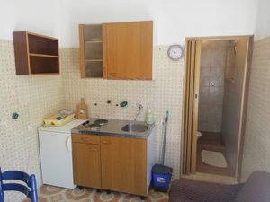 23476589-Ferienwohnung-2-Jelsa-300x225-3