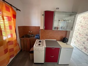 23925631-Ferienwohnung-2-Jelsa-300x225-2