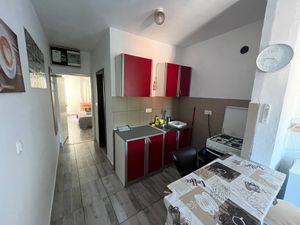 23925634-Ferienwohnung-4-Jelsa-300x225-3