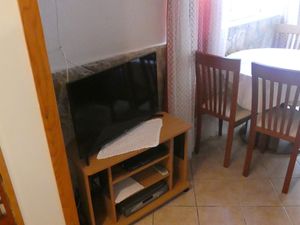 24014204-Ferienwohnung-4-Jelsa-300x225-3