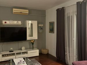 24029180-Ferienwohnung-6-Jelsa-300x225-1