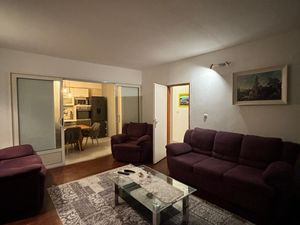 24029180-Ferienwohnung-6-Jelsa-300x225-2