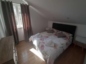 24058706-Ferienwohnung-6-Jelsa-300x225-1