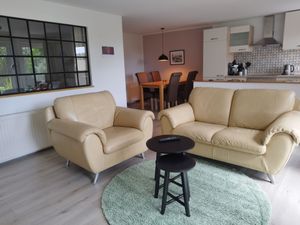 24049582-Ferienwohnung-3-Jemgum-300x225-0