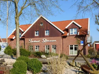 Ferienwohnung für 2 Personen (95 m²) in Jemgum 1/10