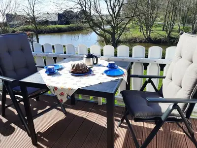 Ferienwohnung für 2 Personen (56 m²) in Jemgum 1/10