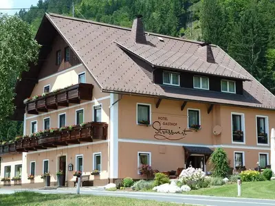 Ferienwohnung für 8 Personen (175 m²) in Jenig 6/10