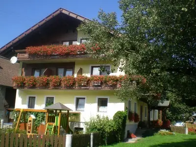 Ferienwohnung für 5 Personen (85 m²) in Jenig 1/10