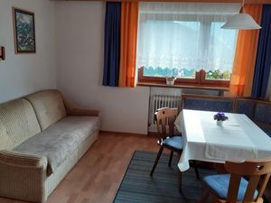 23911910-Ferienwohnung-6-Jerzens-300x225-3