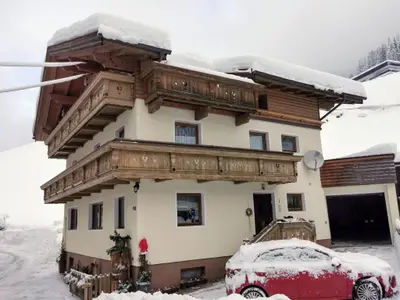 Außenseite Ferienhaus [Winter]