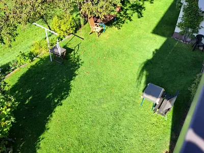 Liegewiese vom Balkon