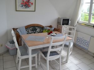 23152023-Ferienwohnung-4-Jevenstedt-300x225-2