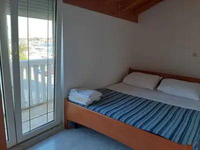 Ferienwohnung für 5 Personen (45 m²) in Jezera 8/10