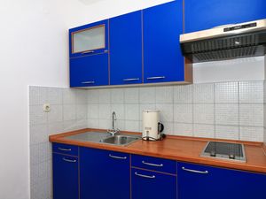 19129492-Ferienwohnung-4-Jezera-300x225-2