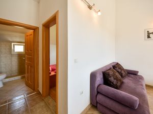 23845777-Ferienwohnung-4-Jezera-300x225-1