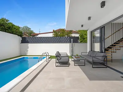 pool