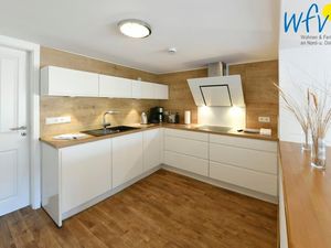 23827912-Ferienwohnung-4-Juist-300x225-4