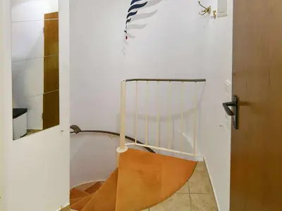 Flur / Treppe