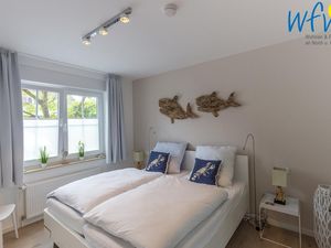 23827936-Ferienwohnung-2-Juist-300x225-3