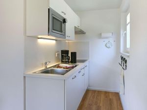 23828047-Ferienwohnung-4-Juist-300x225-5