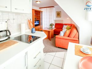 23883940-Ferienwohnung-2-Juist-300x225-2