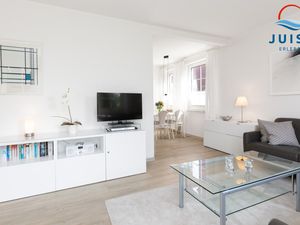 23884310-Ferienwohnung-4-Juist-300x225-3