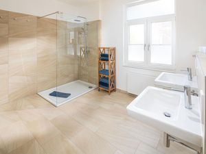 23884621-Ferienwohnung-6-Juist-300x225-4