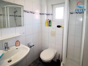 23884749-Ferienwohnung-2-Juist-300x225-5