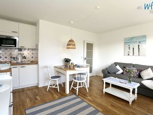 23828354-Ferienwohnung-3-Juist-300x225-0